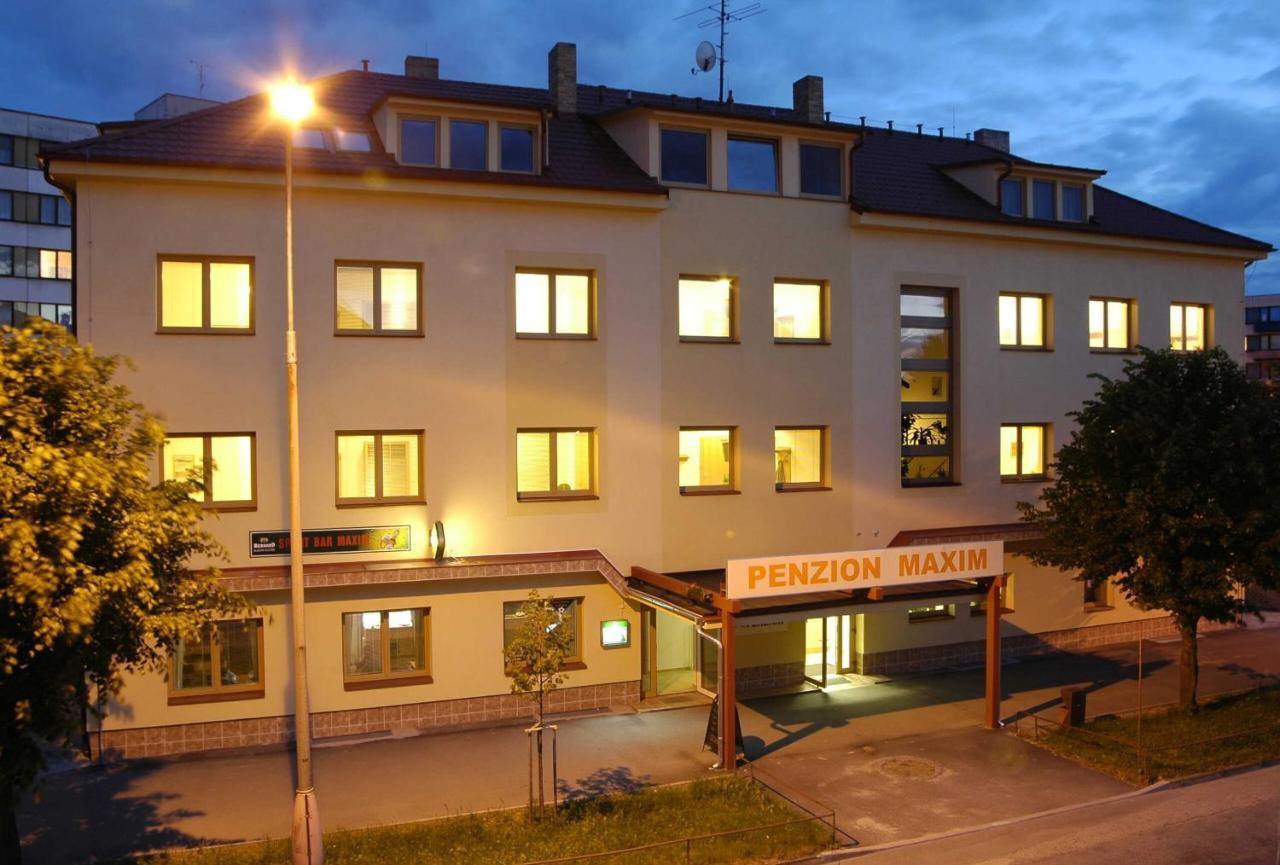 Penzion Maxim Тршебонь Экстерьер фото